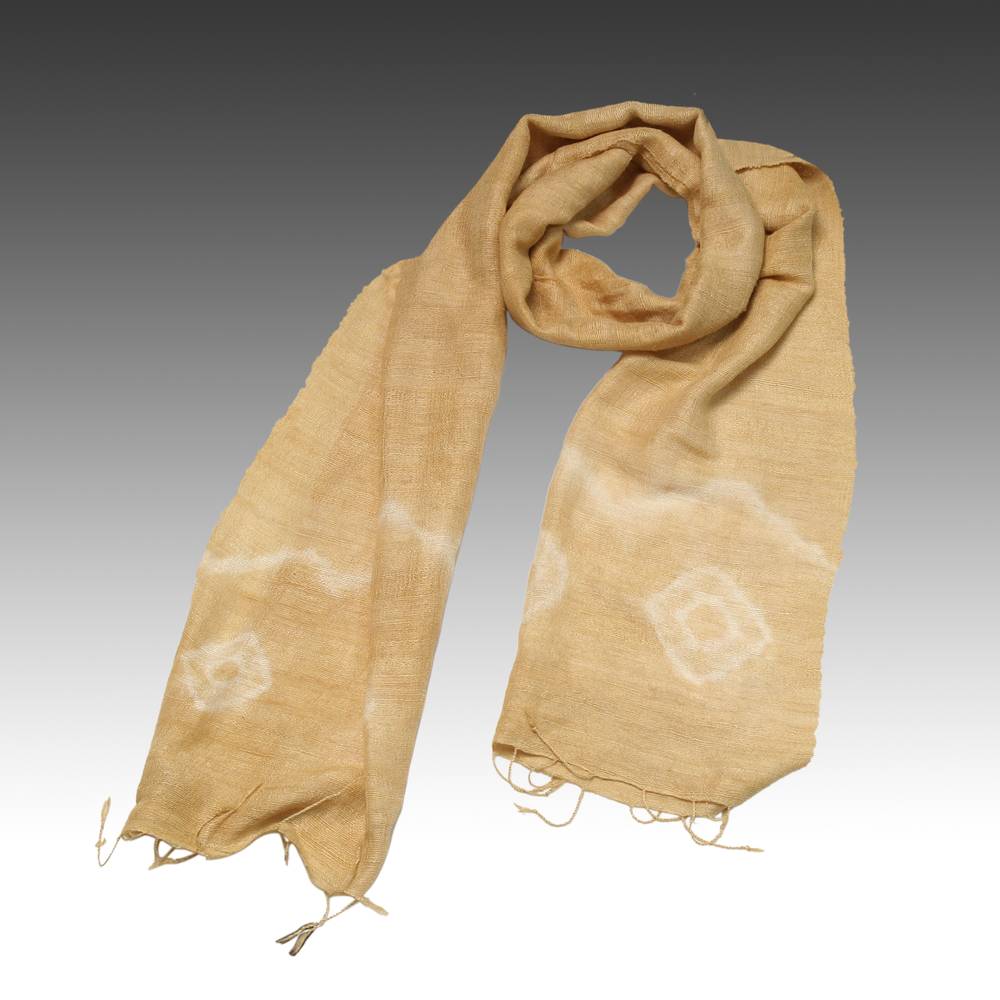 Scarf with Slight Pattern