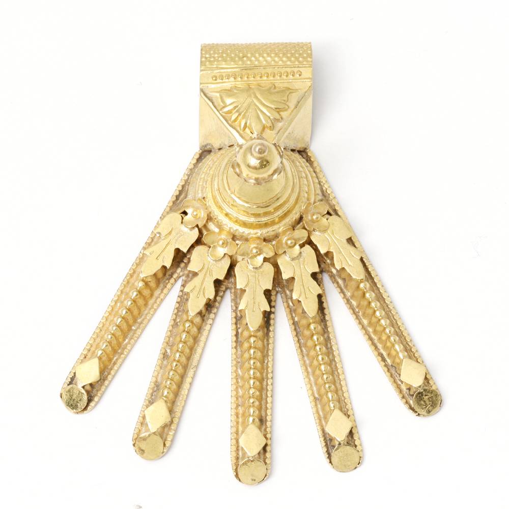 Stylized Hand of Fatima with Central Offering