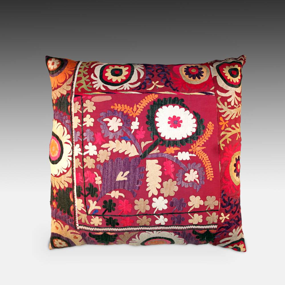 Bugzhoma or Bedding Ornament Pillow
