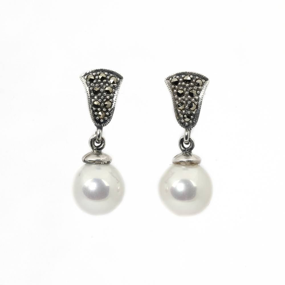 Earrings with Pearl Droplet and Flame Motif Top