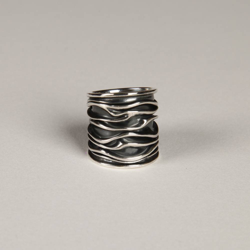 Ring with Wide Birch Motif