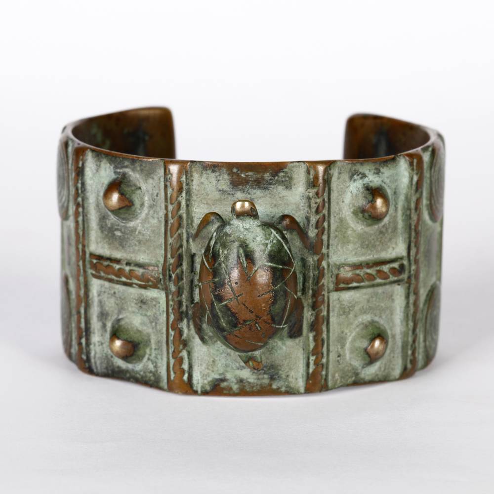 Armband with Turtle Motif