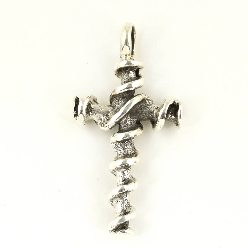 Pendant with wrapped cross design